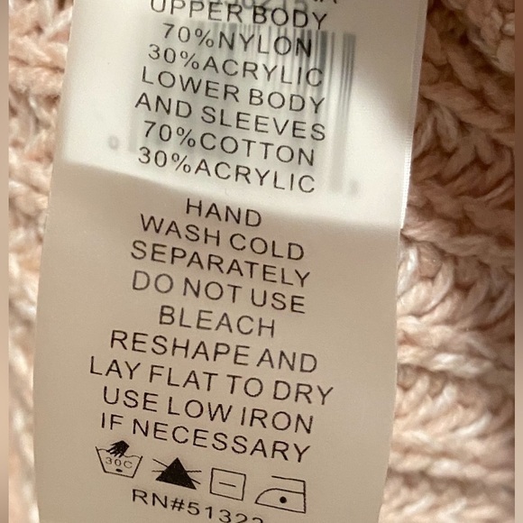 Pink pullover sweater Vince Camuto. Long sleeve top is fuzzy eyelash pink M
C - Picture 5 of 7